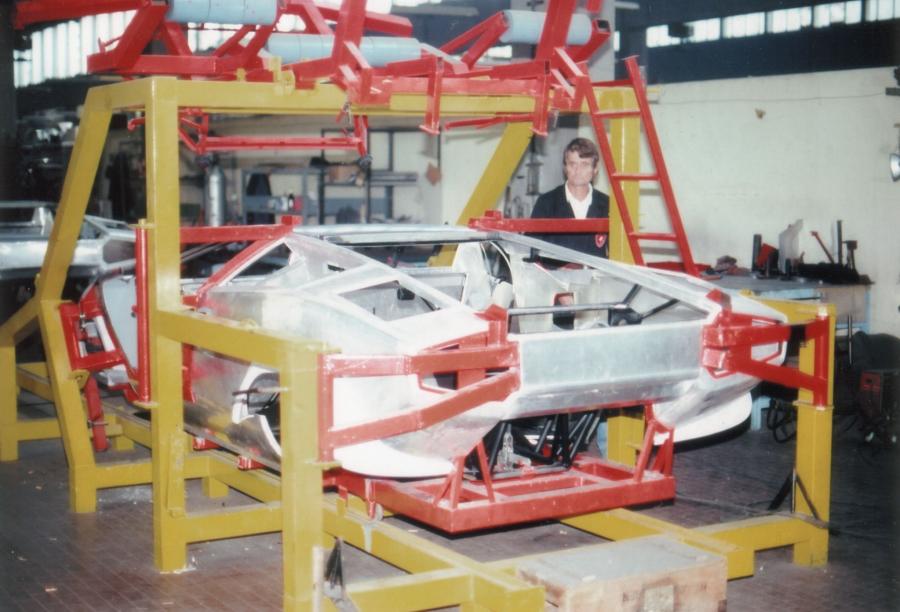 Детали создания Lamborghini Countach LP400 1974 года  (WW) (фото 45 из 55)